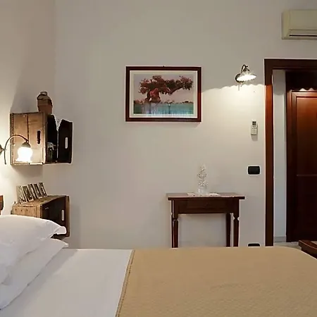 منزل ريفي Masseria Borgo Ritella